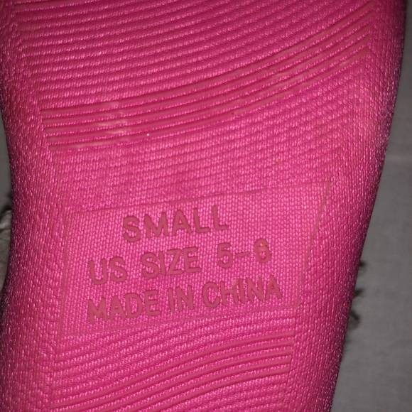 Girls’ Slippers - Picture 6 of 6